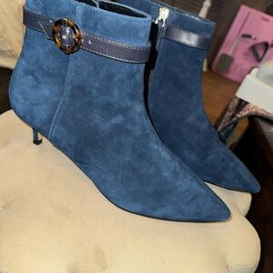 Talbots Navy Suede Pointed Ankle Booties with Tortoiseshell Accent